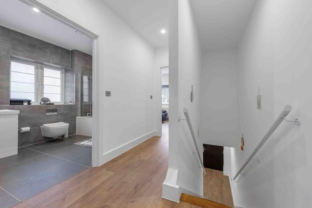 Holiday Home Sleep 8 Central London 9Elms Eksteriør billede