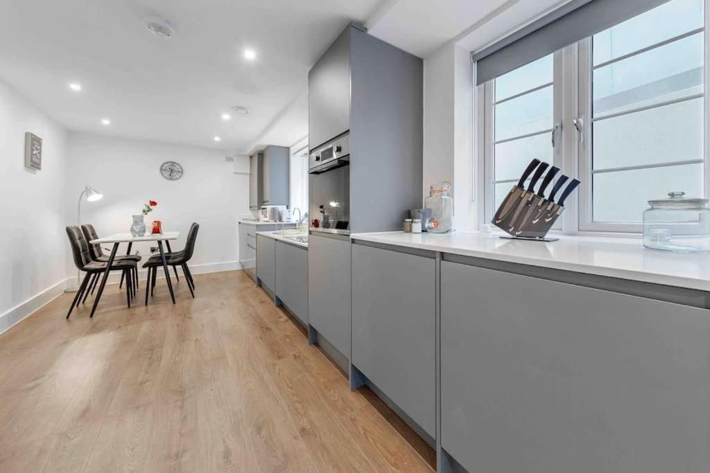 Holiday Home Sleep 8 Central London 9Elms Eksteriør billede